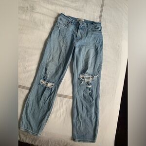 Abercrombie & Fitch High Rise Mom Jeans